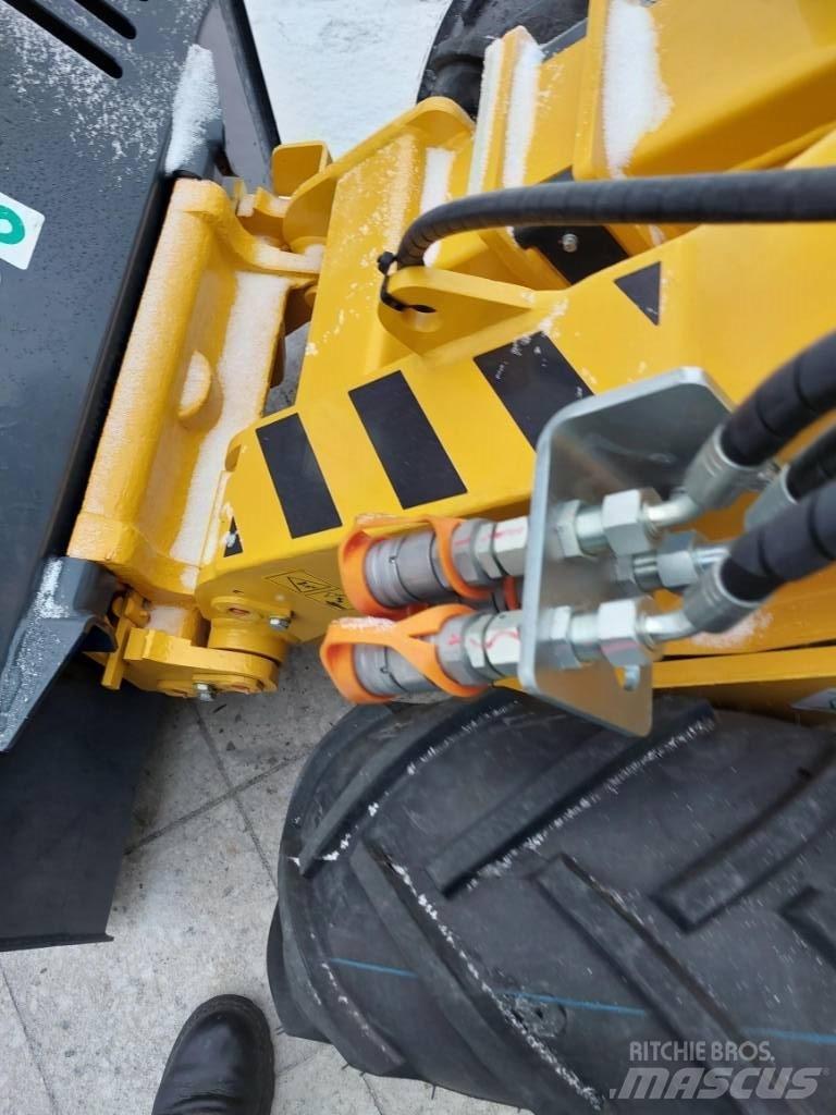  Maxload 950 Víceúčelové nakladače