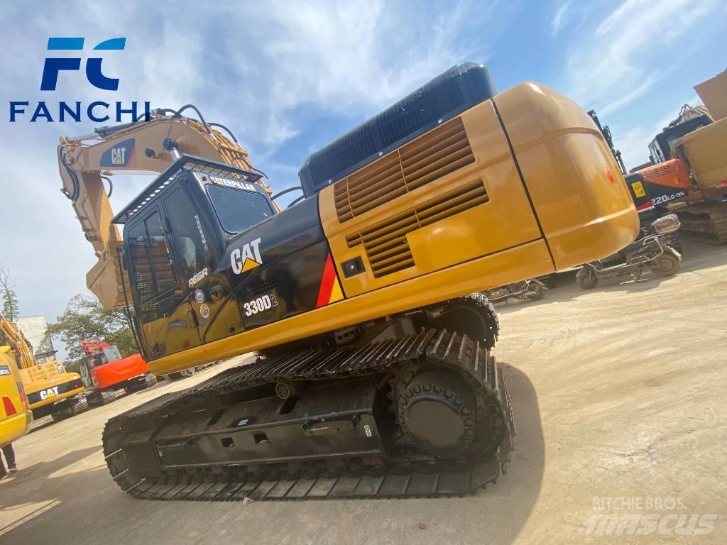 CAT 330d2 Pásová rýpadla