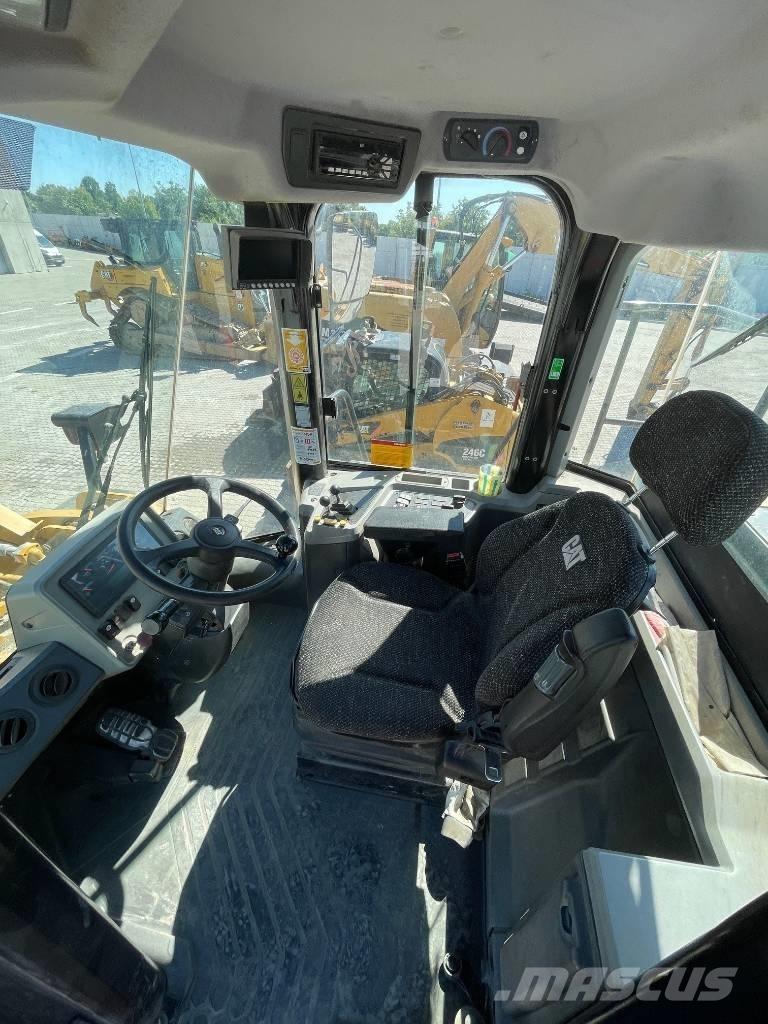 CAT 950 GC Kolové nakladače
