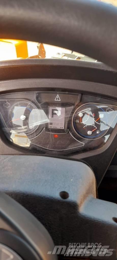 Hyundai HL 975 Kolové nakladače