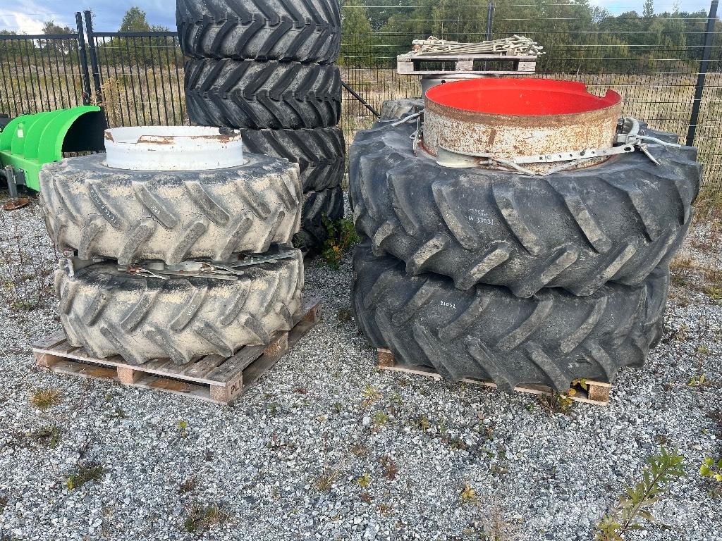 CLAAS Arion 640 Traktory