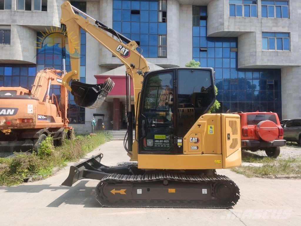 CAT 306 Mini rýpadla < 7t