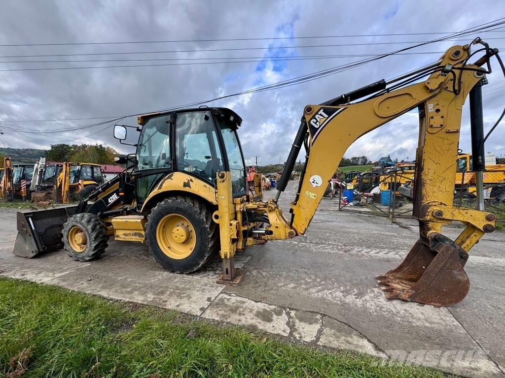CAT 428 E Rýpadlo-nakladače