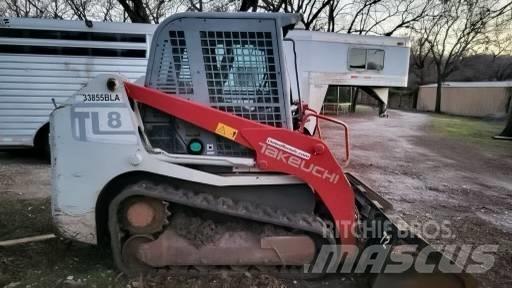 Takeuchi TL8 Smykem řízené nakladače