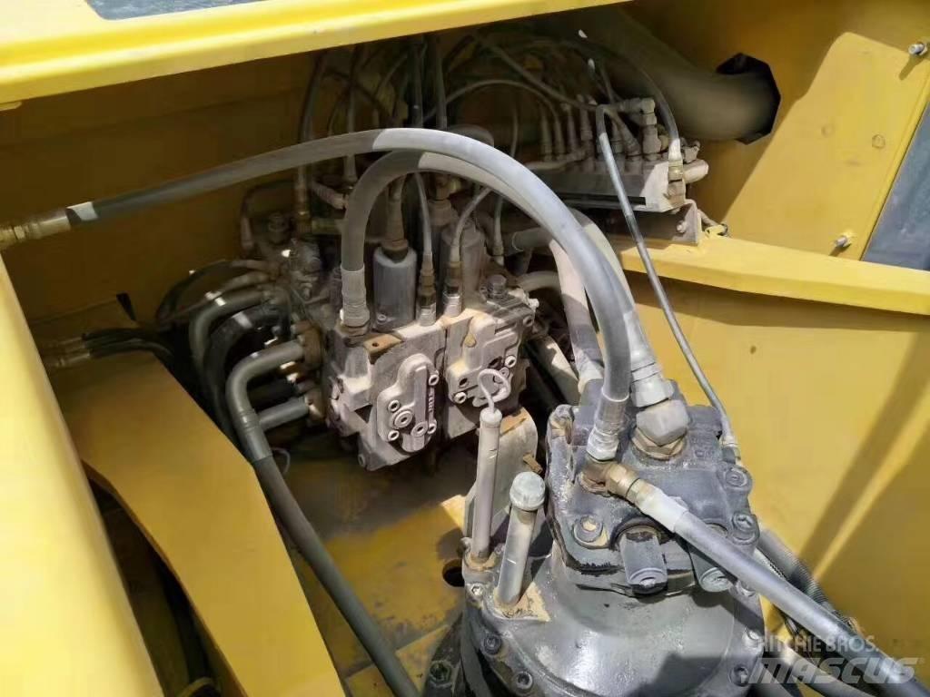 Kobelco SK 250 Pásová rýpadla