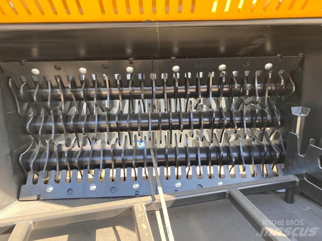 MB Crusher HDS323 Prosévací lopaty