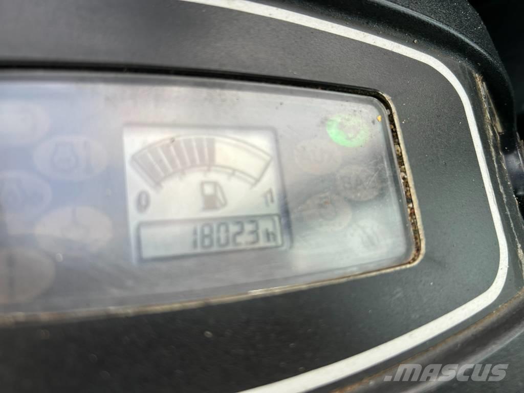 JCB 8026 CTS Mini rýpadla < 7t