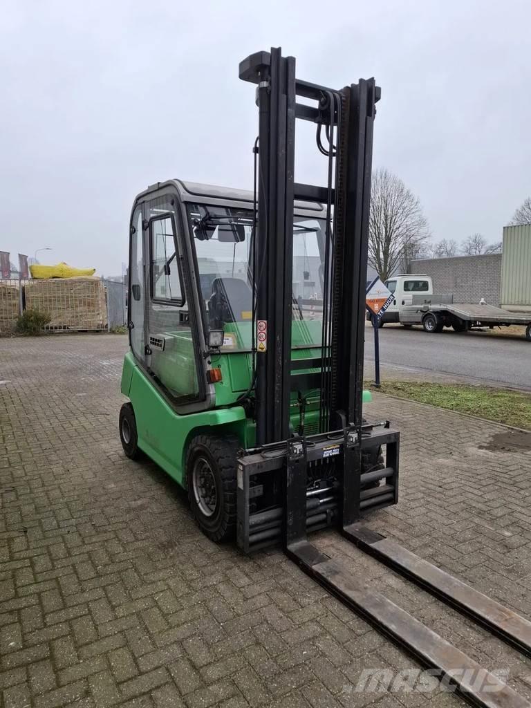 Cesab Mak400AC Akumulátorové vozíky