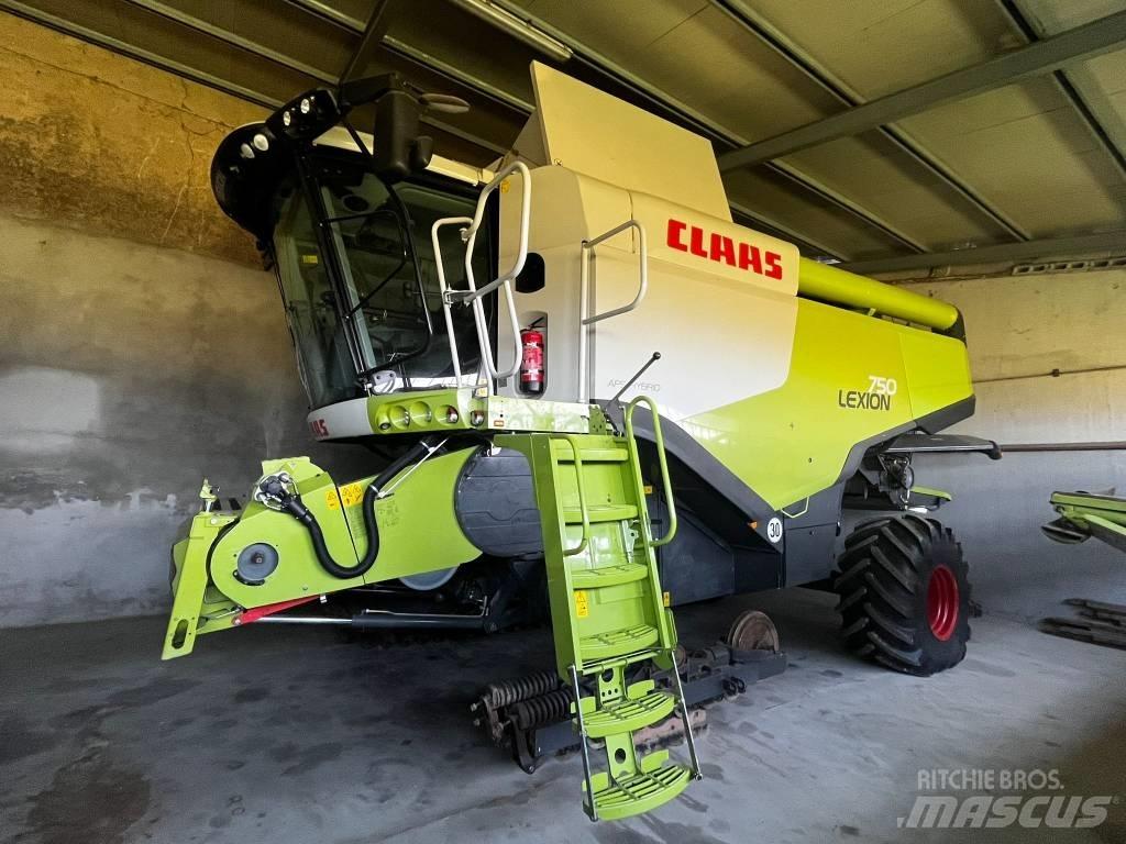 CLAAS LEXION 750 ACR Sklízecí mlátičky