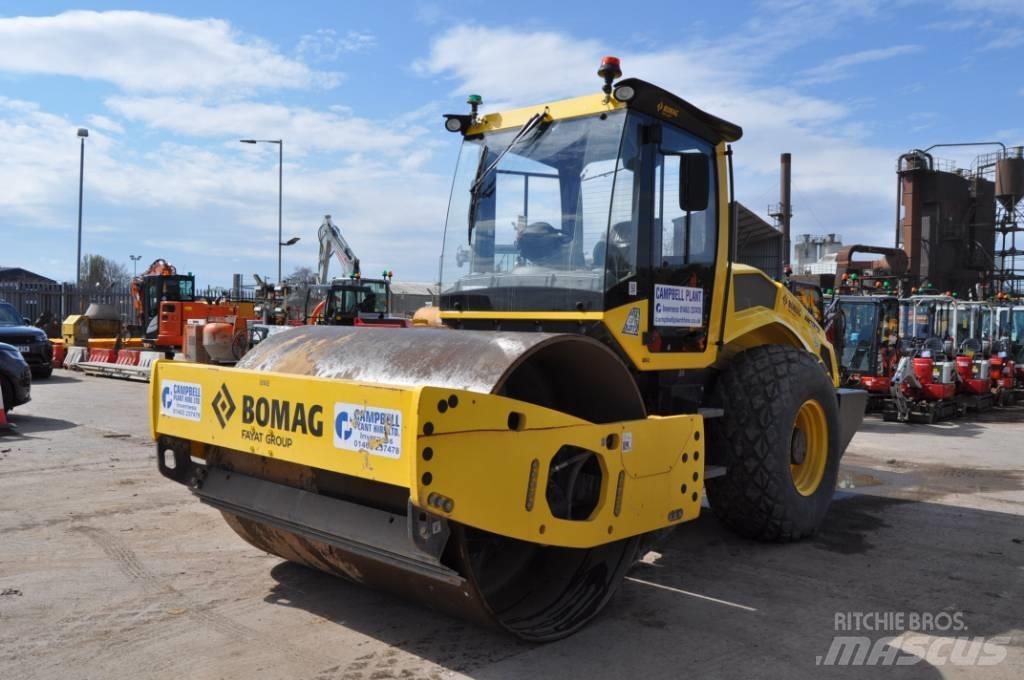 Bomag BW 213 D H-5 Tahačové válce