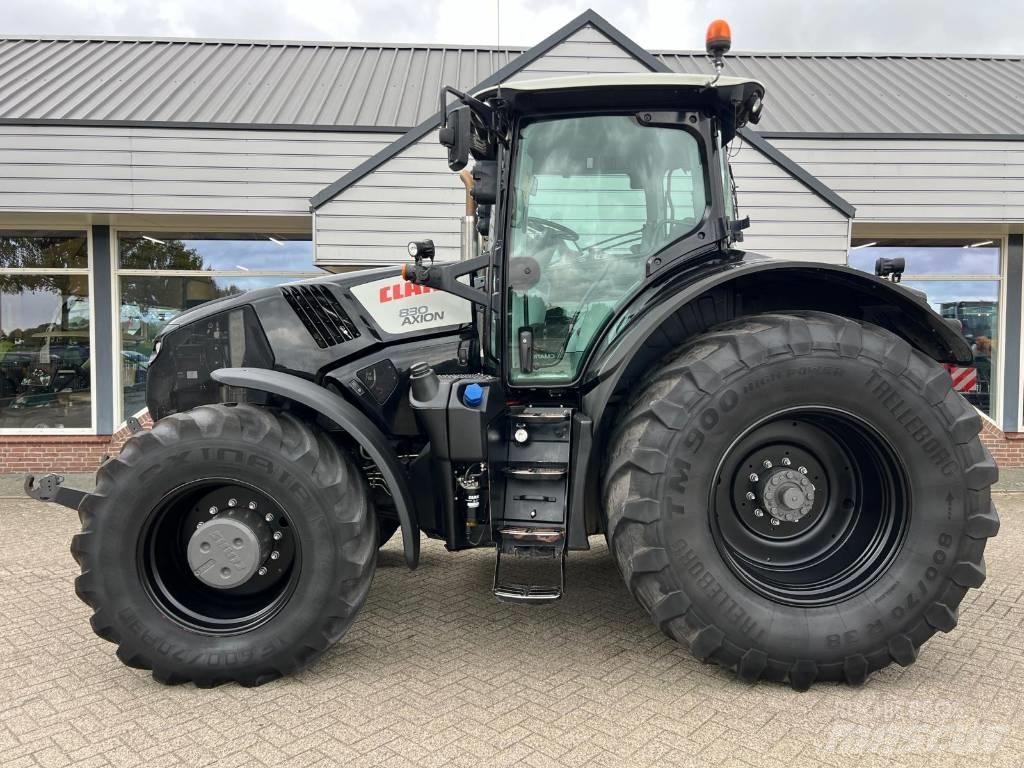 CLAAS Axion 830 Traktory