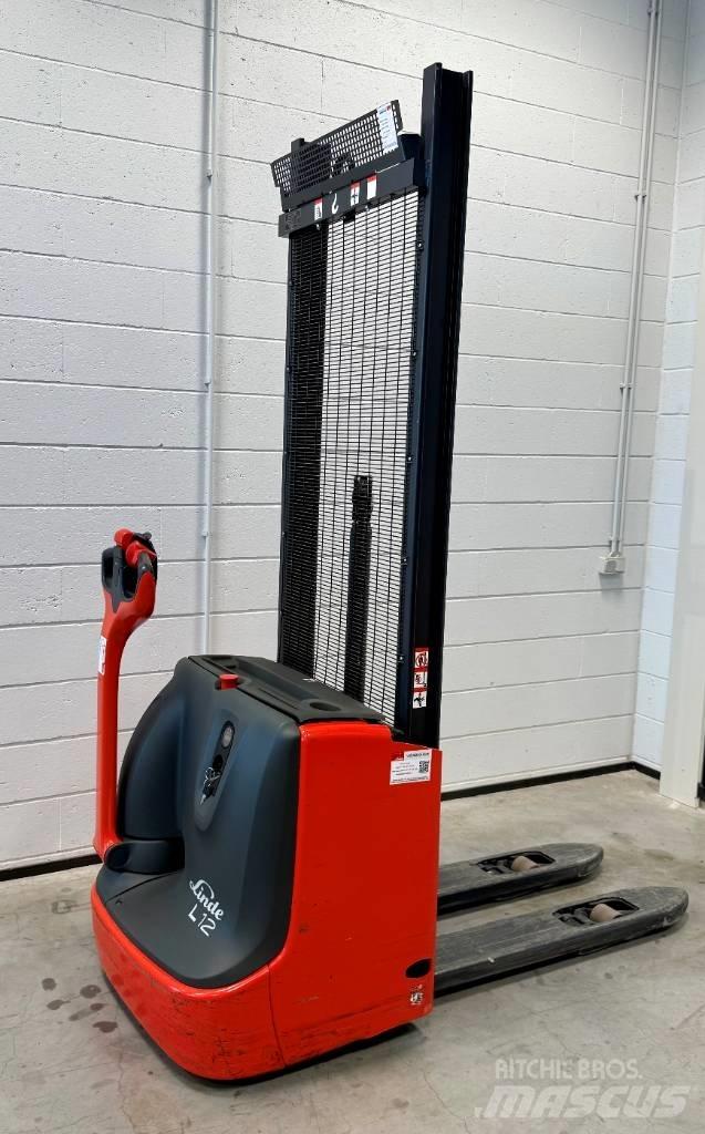 Linde L12i/1172 Ručně vedené vysokozdvižné vozíky