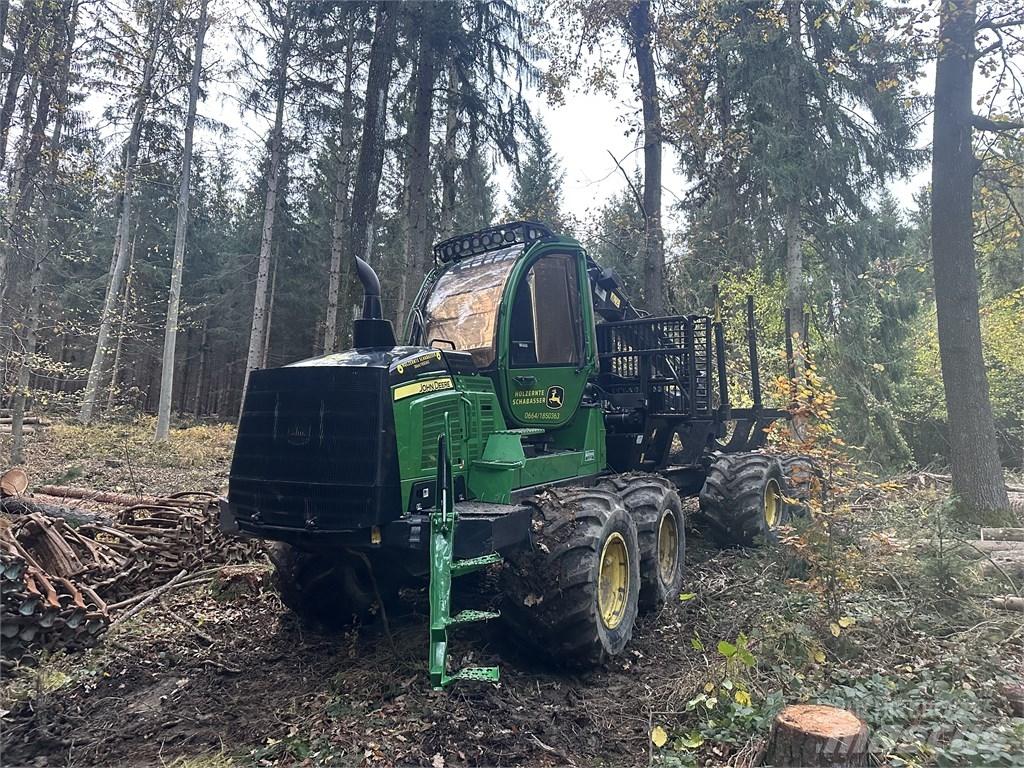 John Deere 1510G Vyvážecí traktory