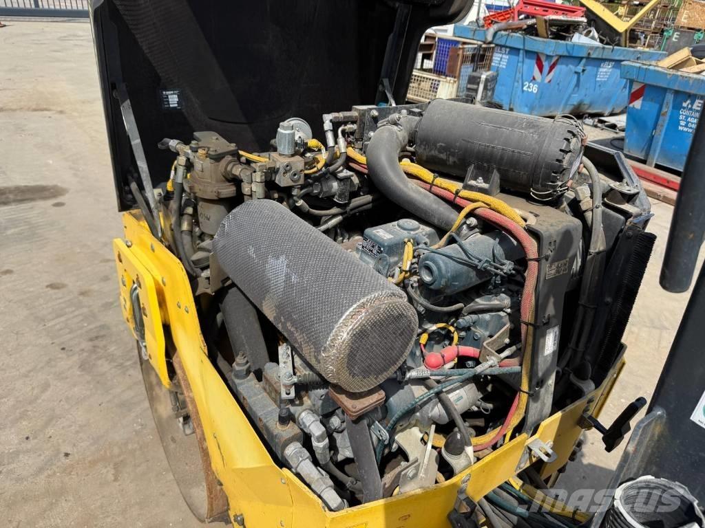 Bomag BW 100 AC-5 Kombinované válce