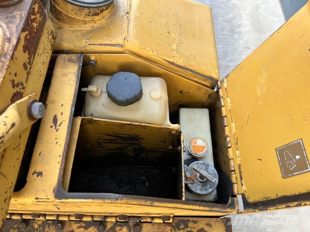 CAT D7H Pásové dozery