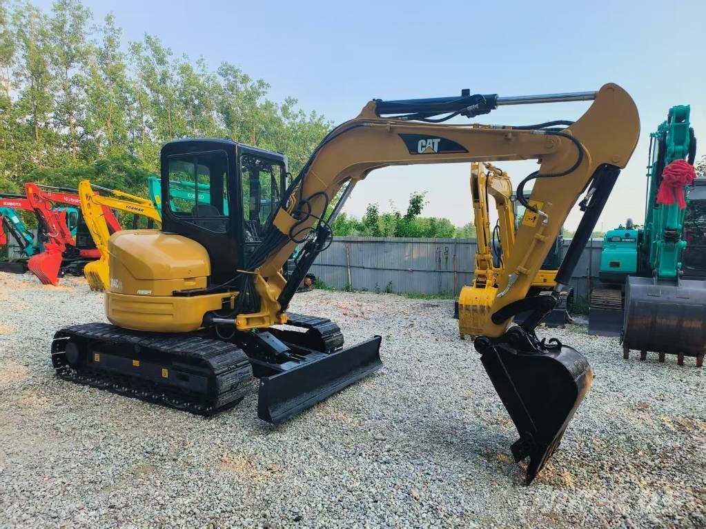 CAT 304 C CR Mini rýpadla < 7t