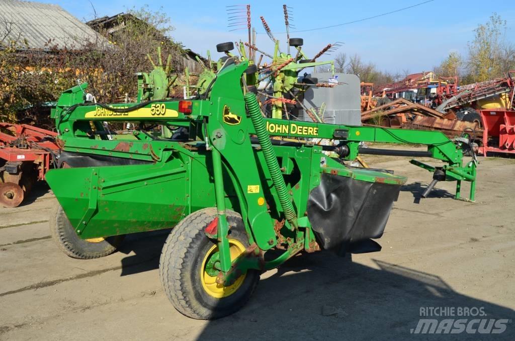 John Deere 530 Žací stroje