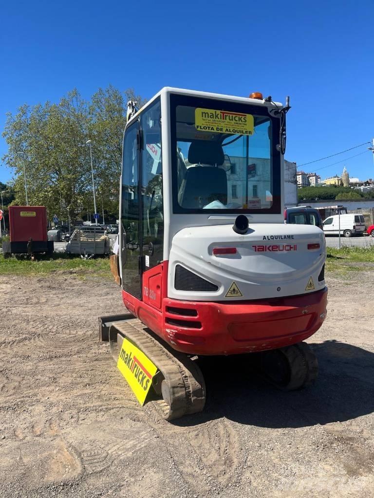 Takeuchi TB230 Mini rýpadla < 7t
