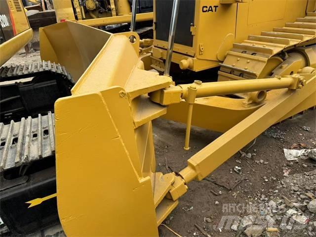 CAT D 8 R Pásové dozery