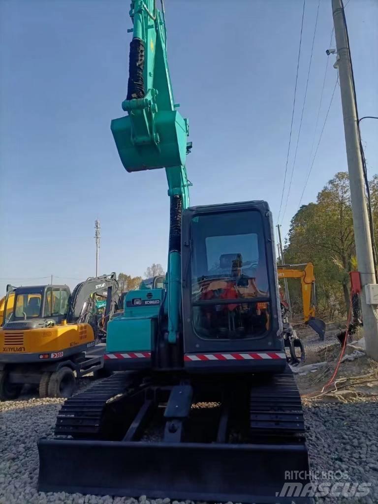 Kobelco SK 75 Midi rýpadla 7t - 12t