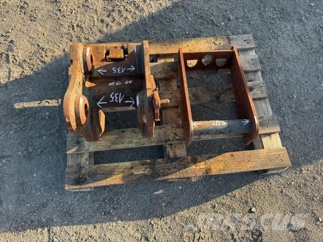 JCB QUICK COUPLERS Rychlospojky