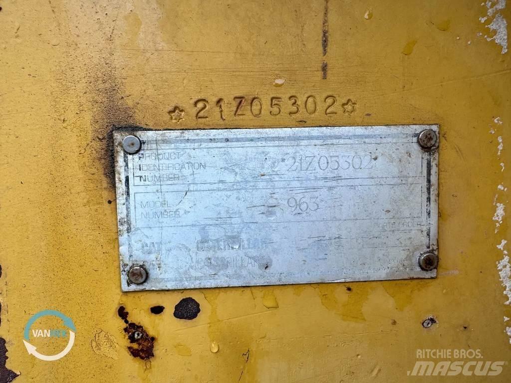 CAT 963 Pásové nakladače