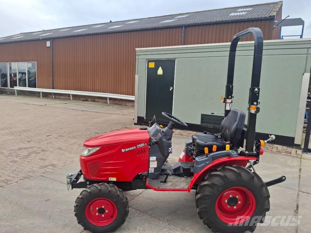 Branson 2505 h Traktory