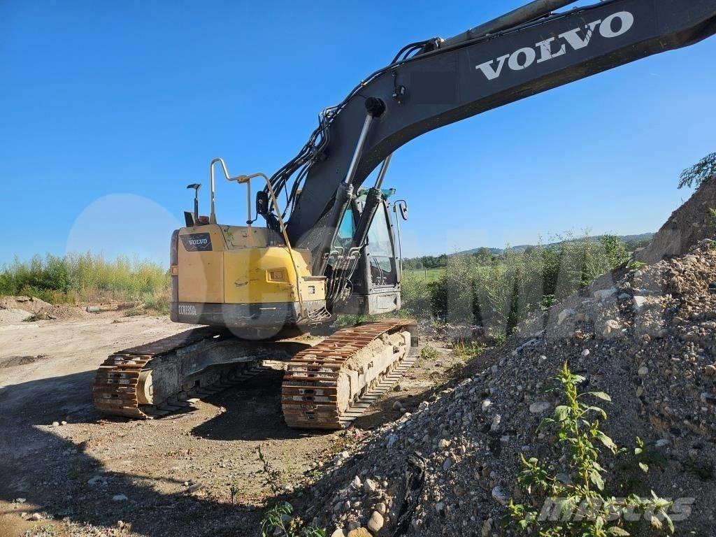 Volvo ECR 235 D Pásová rýpadla