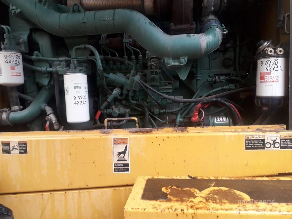 Volvo G 780 B Grejdry