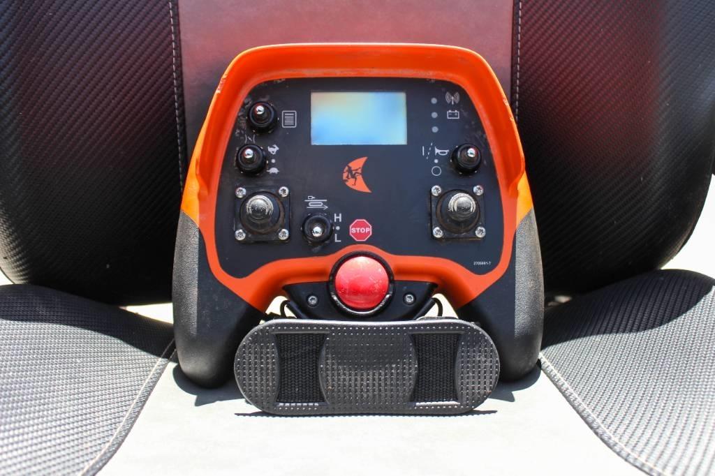 Ditch Witch JT20 Horizontální vrtací zařízení