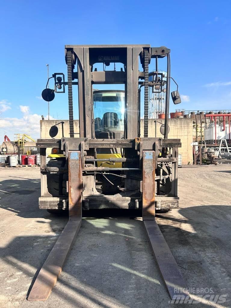 Kalmar DCG 250-12LB Dieselové vozíky