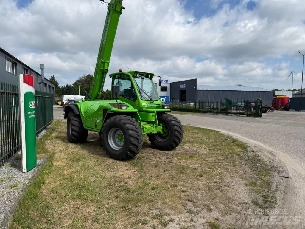 Merlo P 37.10 CS Teleskopické manipulátory