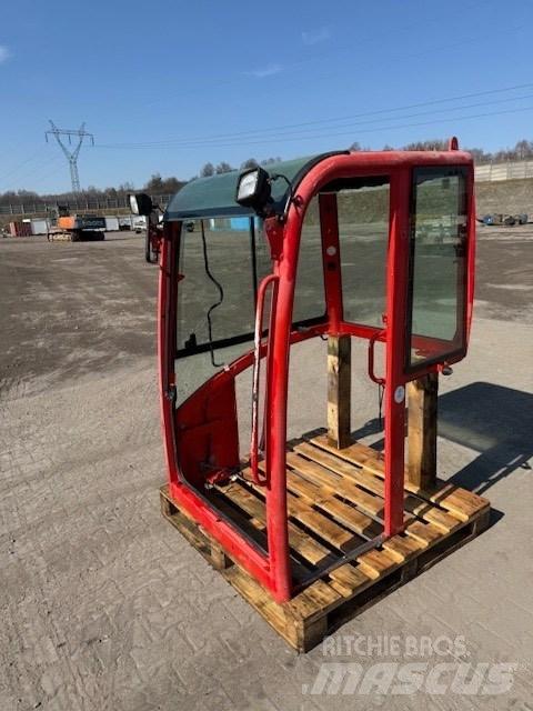 Volvo ECR25 D CAB Kabiny a interiér