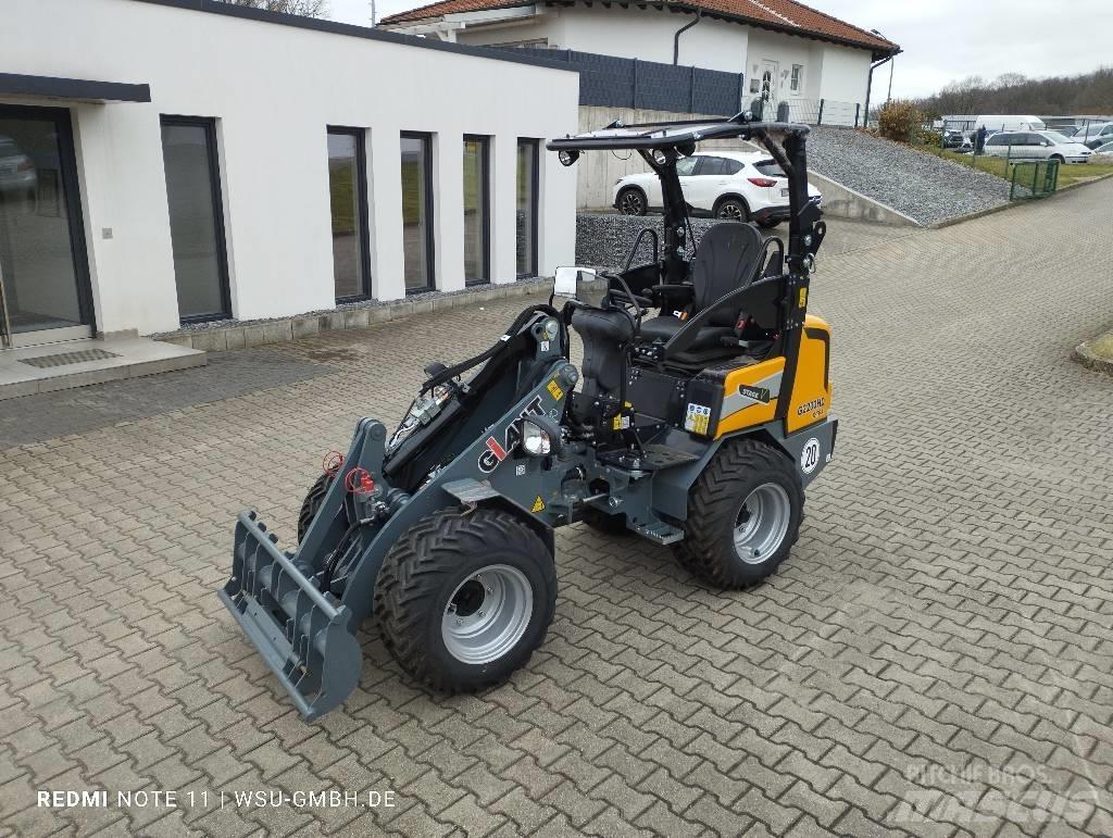 GiANT G2200 Xtra HD Čelní nakladače a rypadla