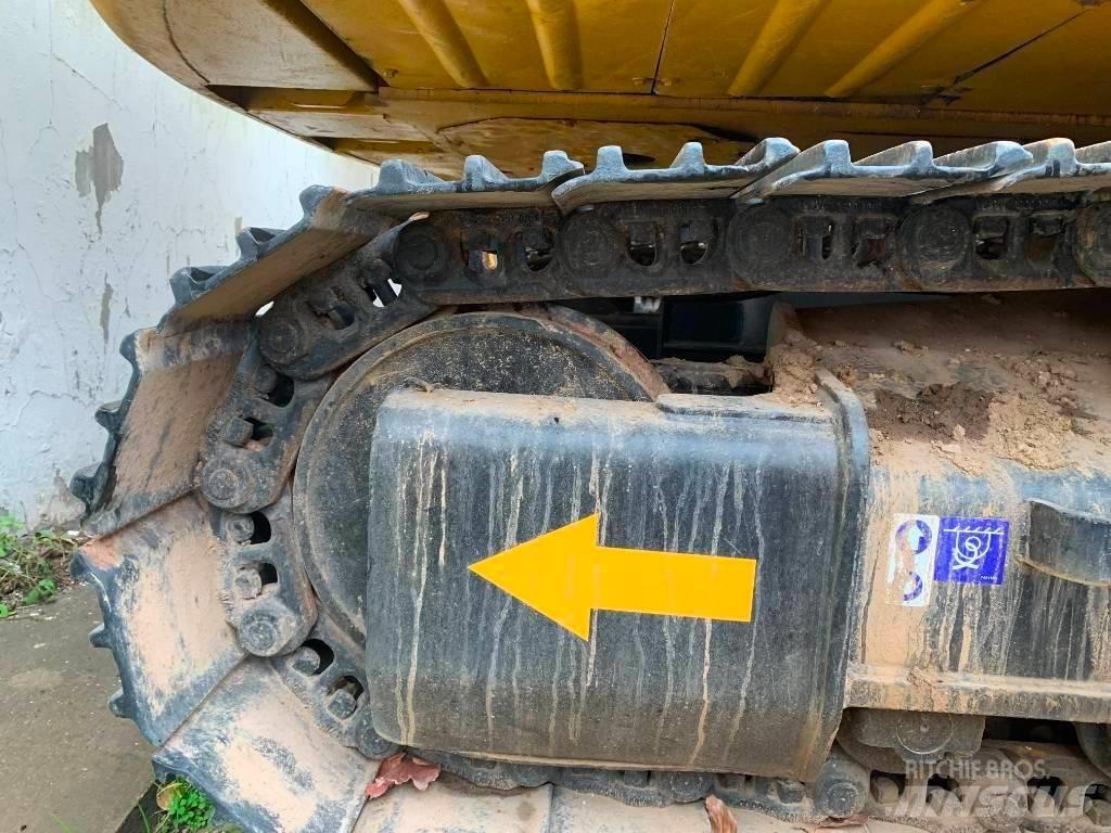 CAT 323 D L Pásová rýpadla