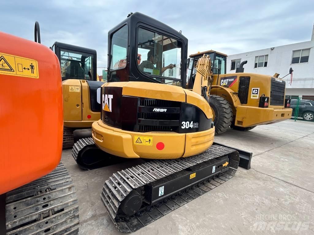 CAT 304 Pásová rýpadla