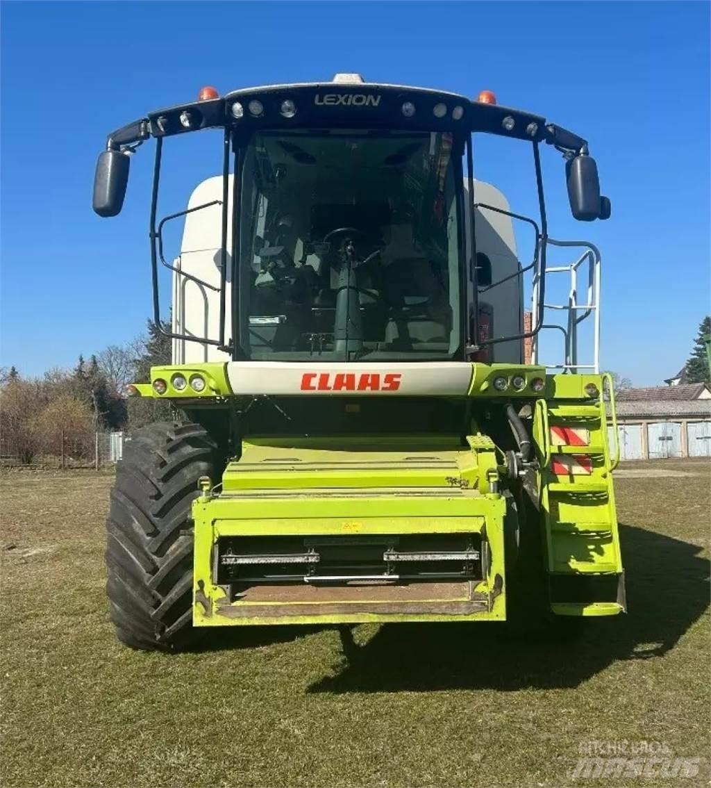 CLAAS Lexion 660 Sklízecí mlátičky