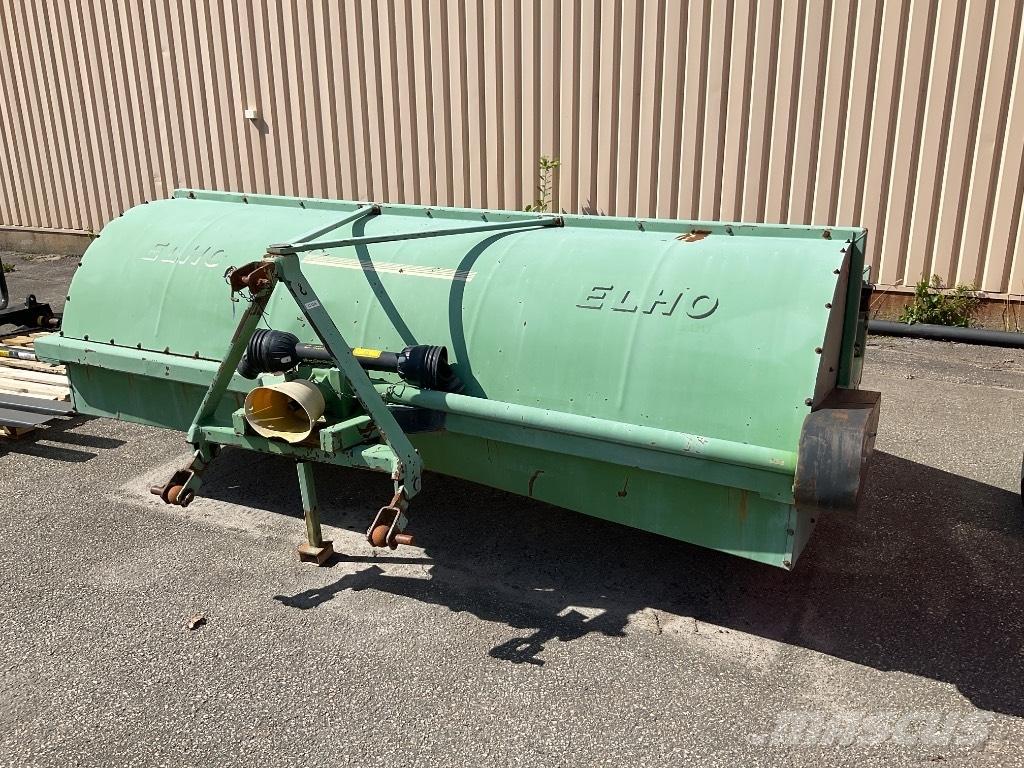 Elho TR 300 Obraceče a shrabovače sena