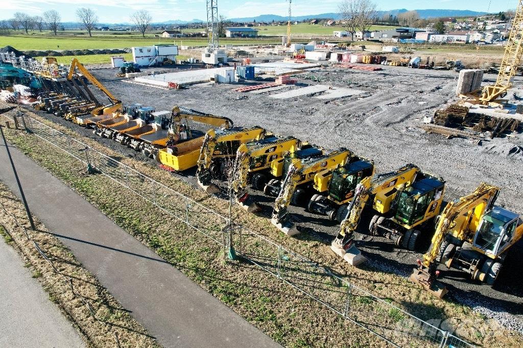 CAT 323 Rail Speciální bagry