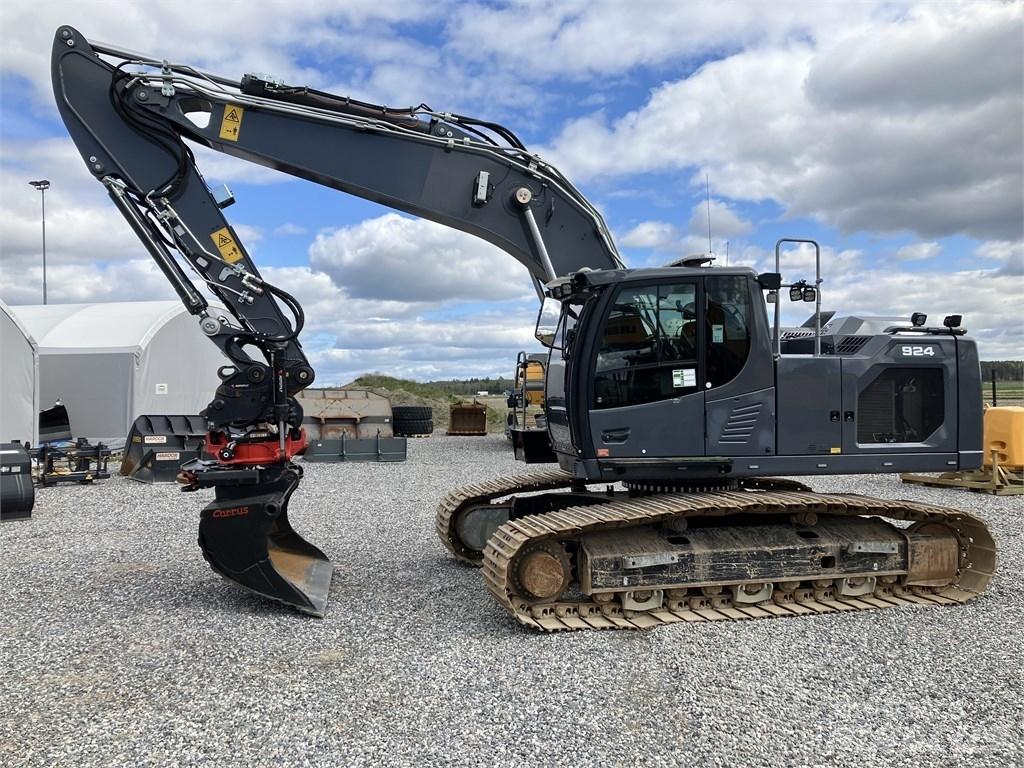 Liebherr R924 Pásová rýpadla