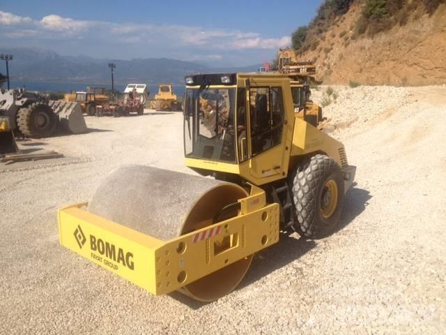 Bomag BW 219 D Tahačové válce