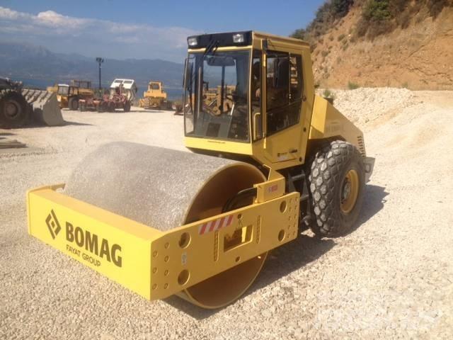 Bomag BW 219 D Tahačové válce