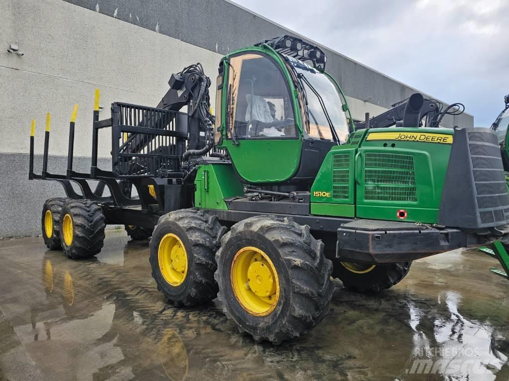 John Deere 1510 E Vyvážecí traktory