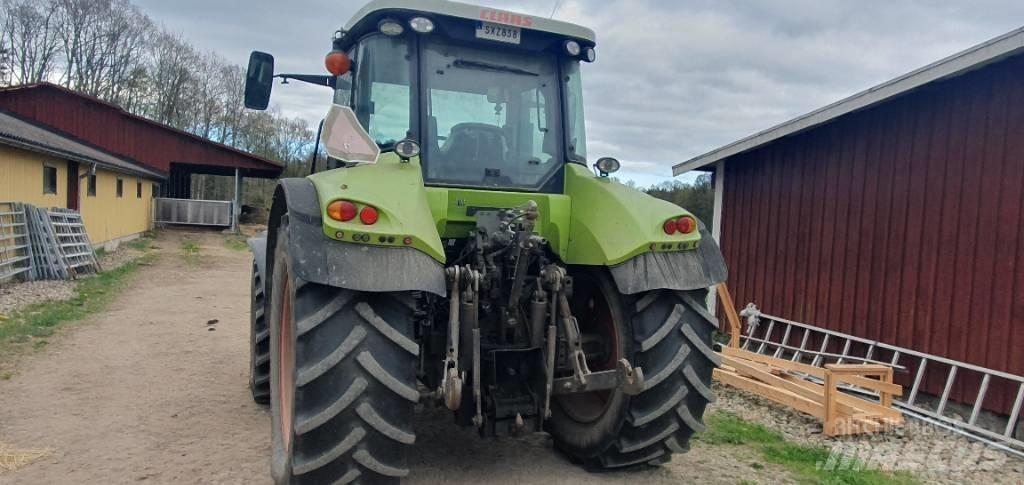 CLAAS Arion 510 Traktory