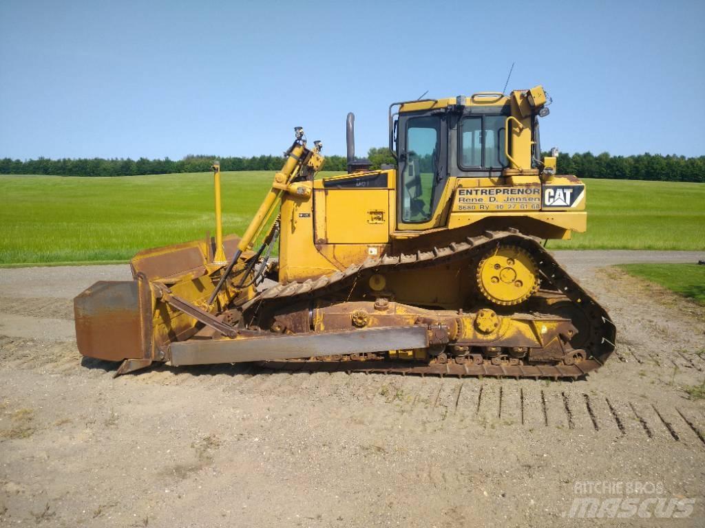 CAT D 6 T LGP Pásové dozery