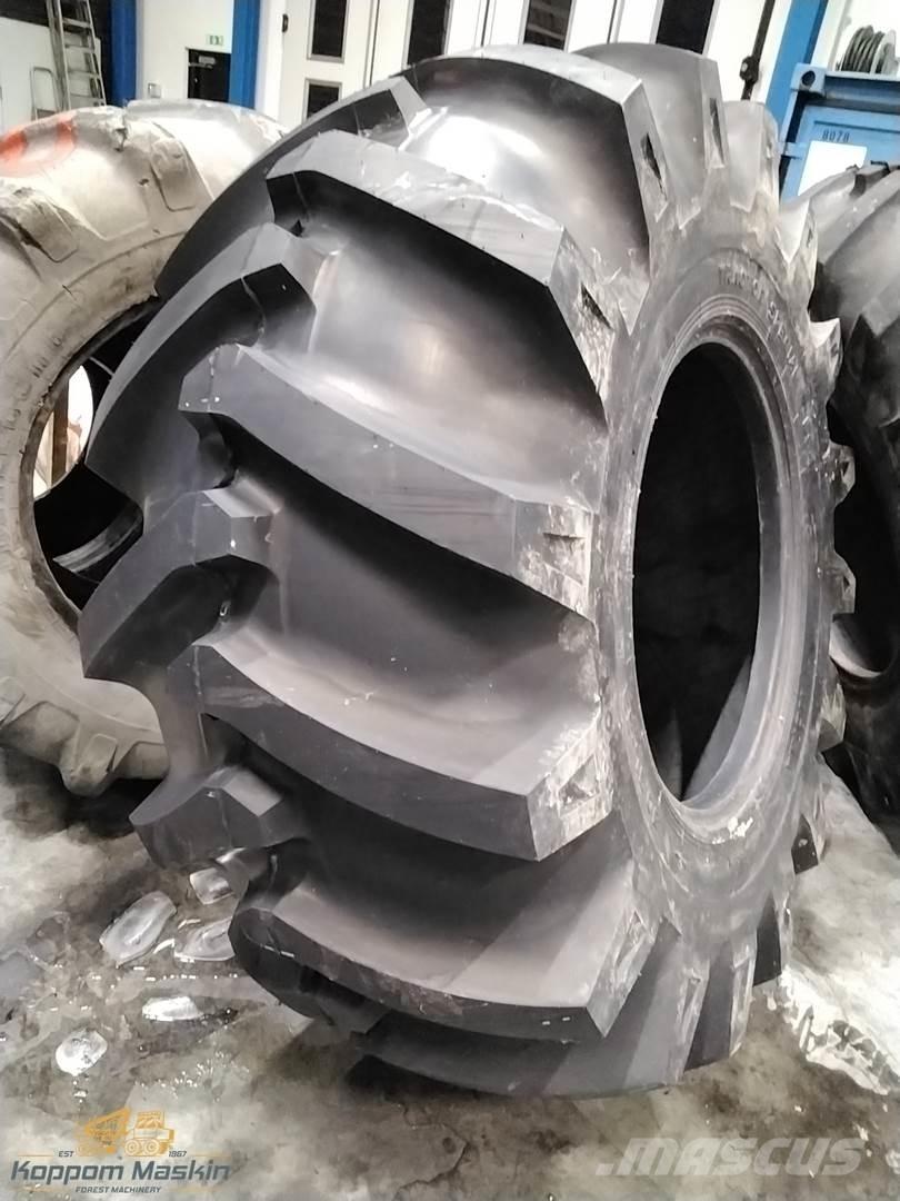 Nokian Trs 30,5-32 Pneumatiky, kola a ráfky