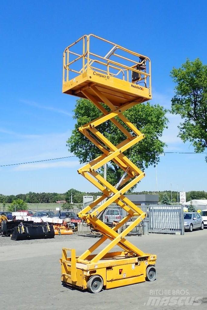 Haulotte Compact 10 Nůžková zvedací plošina