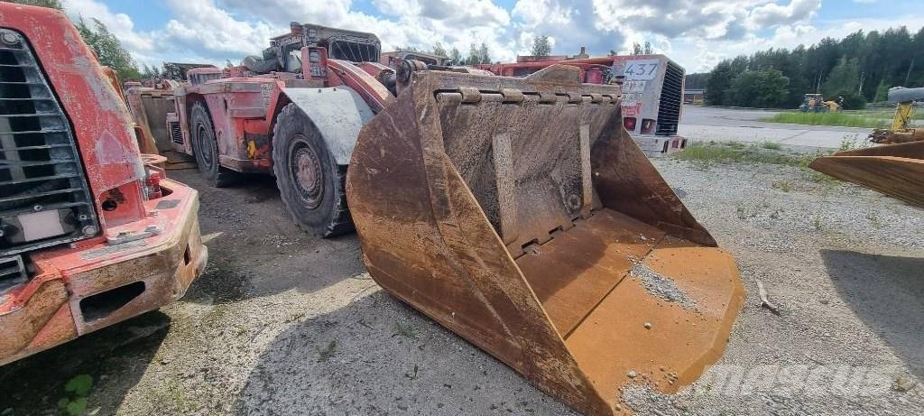 Sandvik LH 307 Podzemní nakladače