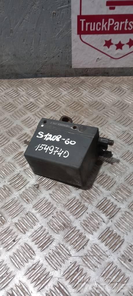 Scania 94 D.    1549740 Hydraulika