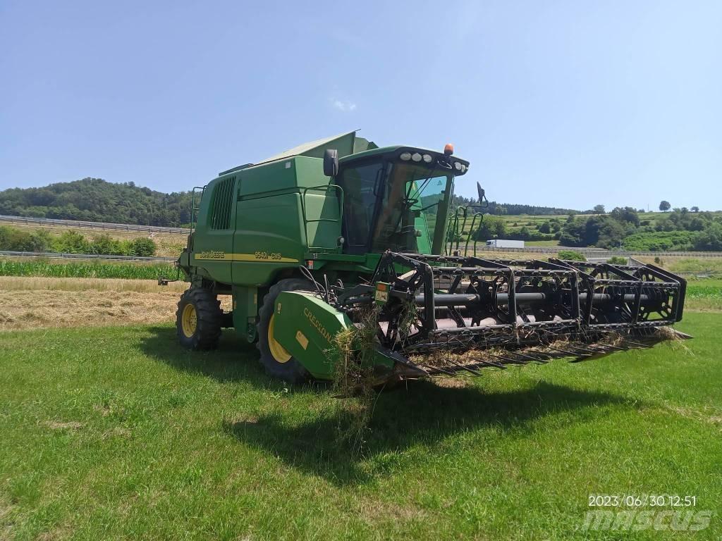 John Deere 9540 CWS Sklízecí mlátičky